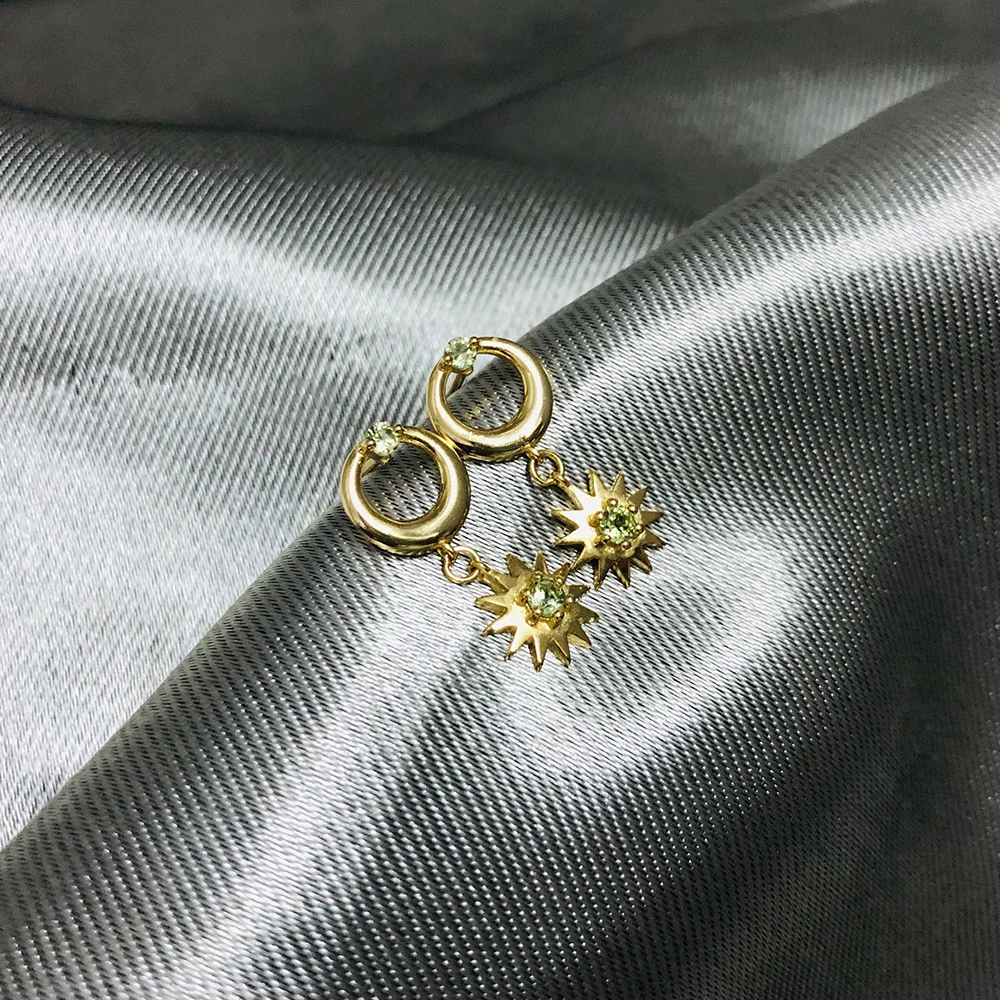 Серьги-подвески LAMOON для женщин Луна и солнце 100% натуральный Зеленый Перидот 925