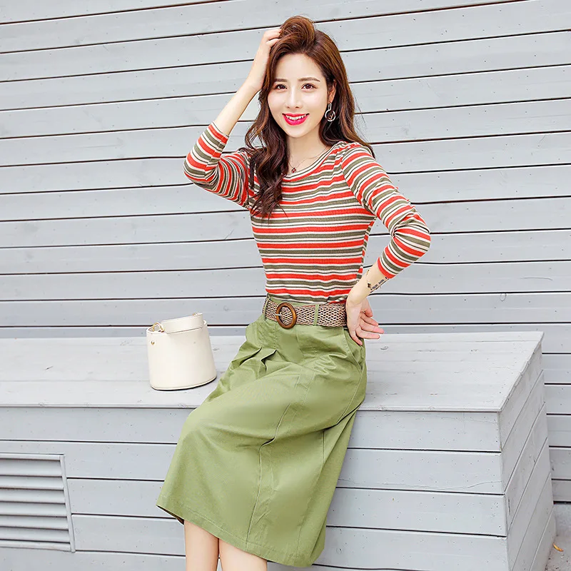 

Net Red Avocado Green Dress Autumn 2021 New Style Slimming Elegant Fashion Striped Two-Piece Set Dress Summer