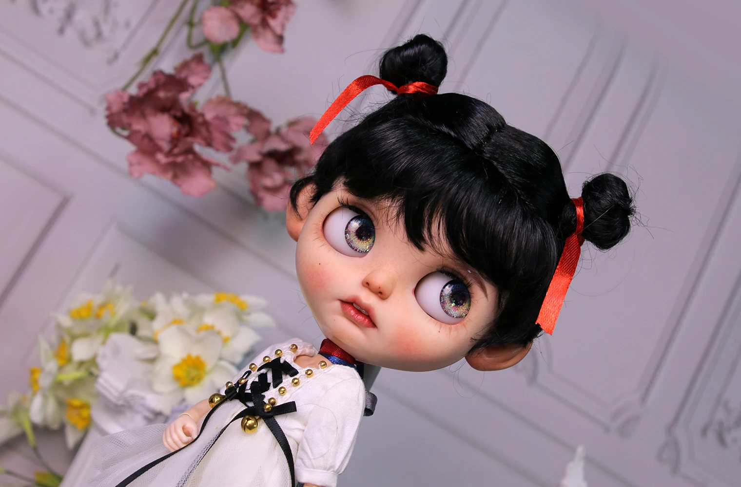 Фото Искусственные волосы для кукол Blythes, размер 1/6, стильный и гладкий, имитация мохера, классический черный парик, сделано Demon Neza №2