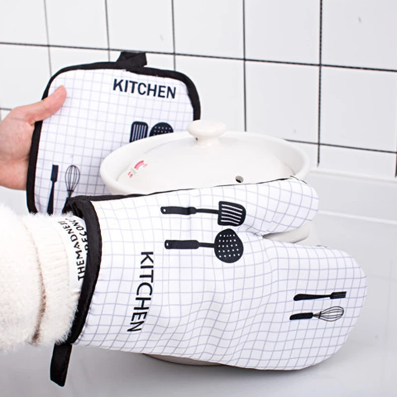 

Delidge 1PC Baking Insulation Glove + 1PC Potholder Pad Barbecue Microwave Glove Oven Mitts with Potholder Cushion