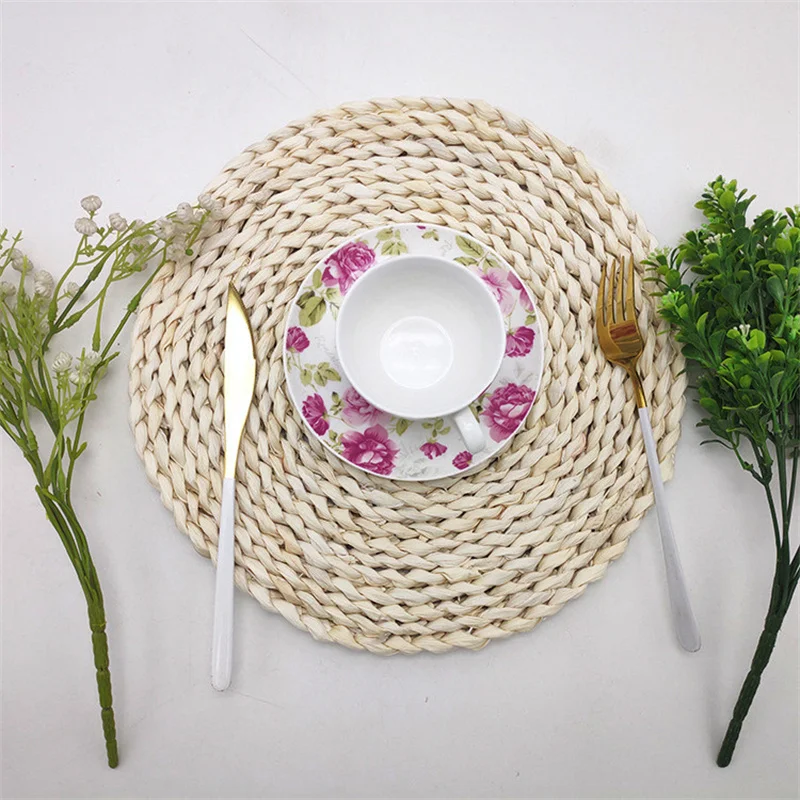 

Natural Round Straw hand Woven Non-slip Kitchen Placemat Coaster Insulation Pad Dish Coffee Cup Table Mat Home Decor 51021