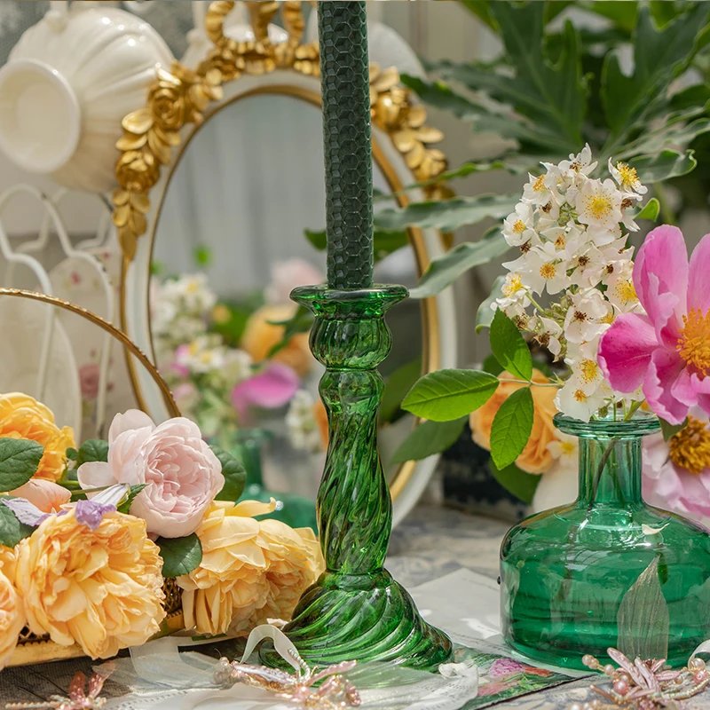 

Retro Style Personality Candle Holder Green Glass Home Decoration Candlestick Ornaments Portavelas Household Products WT50ZT