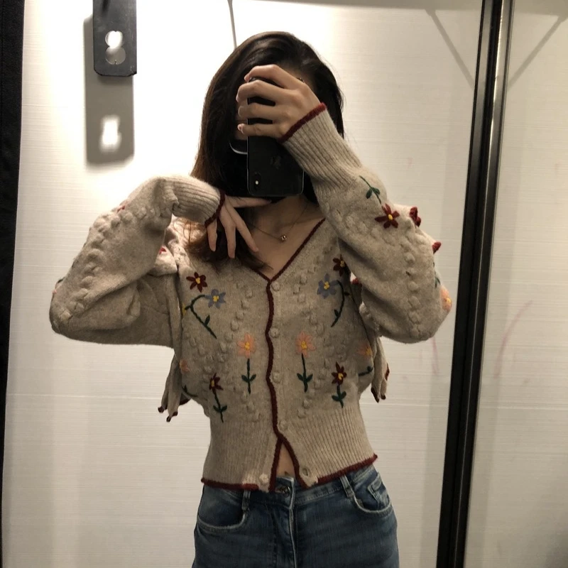 

YOSIBCD Women 2021 Fashion Floral Embroidery Ruffled Knitted Cardigan Sweater Vintage Long Sleeve Female Outerwear Chic Tops