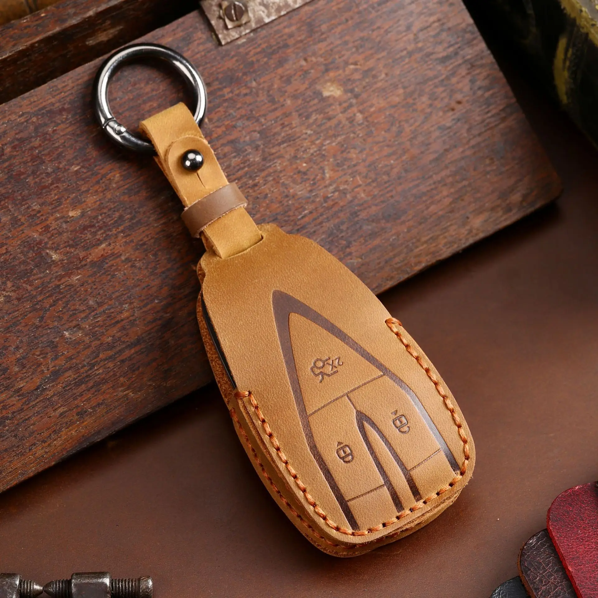 

Чехол из натуральной кожи для Changan Auchan Cs75 Plus Cs55