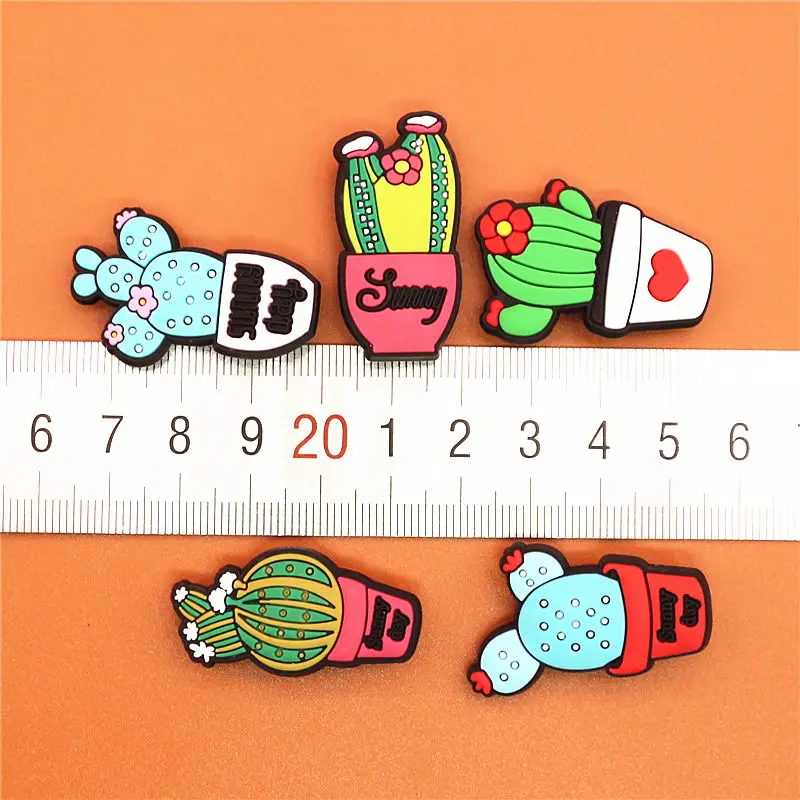 1pcs lovely Cactus PVC Shoe Charms Vegetation Shoes accessories Shoe decoration Buckles Fit Bands Bracelets Croc JIBZ Kids Gift
