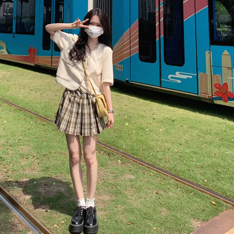 Рубашка женская с коротким рукавом и V-образным вырезом | Женская одежда