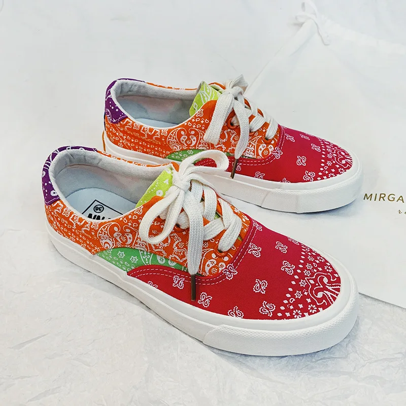 Classic Luxury 2021 NEW Women Canvas Shoes Fashion Sneakers Zebra Pattern Women Mixed Colors Low-cut Casual Shoes Ladies Loafers