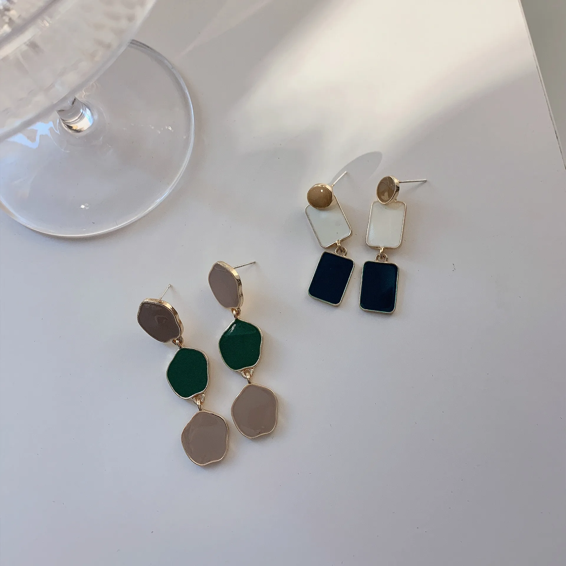 

New Contrast Color Dripping Stud Earrings Female Tassel Long Earrings