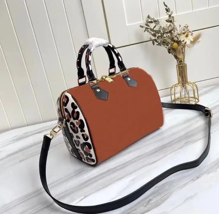 

Classic high quality luxurys designers bag handbag Purse crafty onthego mono Large Capacity Simple shopping Flower Shoulder Bags