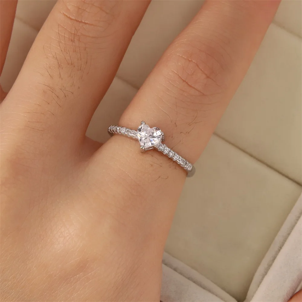 

Japan And South Korea Ins Simple S925 Silver Female Moissan Diamond Ring Heart-Shaped Engagement Ring