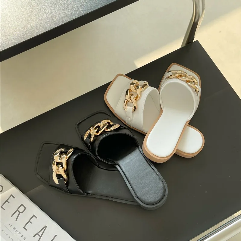 

Shoes Slippers Flat Low Rivet Slipers Women Slides Fashion Square Toe 2021 Luxury Basic Hoof Heels Scandals Rubber Metal Decorat