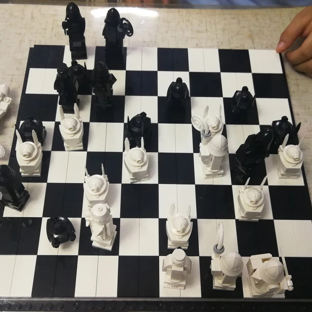 Оригинальная кукла из фильма волшебник 76392 Международный шахматный конструктор