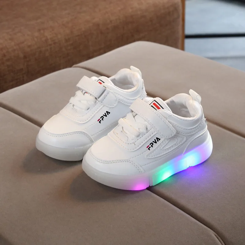 

High Quality Fashion LED Lighted Children Casual Shoes Four Season Glowing Hook&Loop Baby Boys Girls Sneakers Kids Tennis