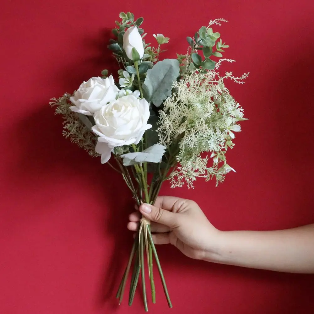 

Imitation Flower Manufacturer Bing Xin Rose Bouquet Fake Green Plant Decoration