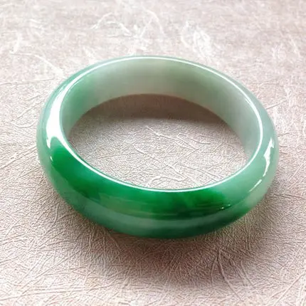 

Send Certificate Natural Myanmar Emerald Green Two-color 54-62mm Bracelet Elegant Princess Bracelet Send Mom to Girlfriend