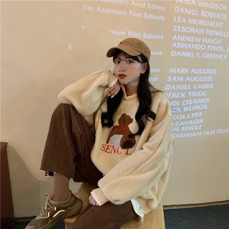 

2020 Autumn & Winter Cartoon Bear Embroidered Mock Two-Piece Berber Fleece Hoodie Women's
