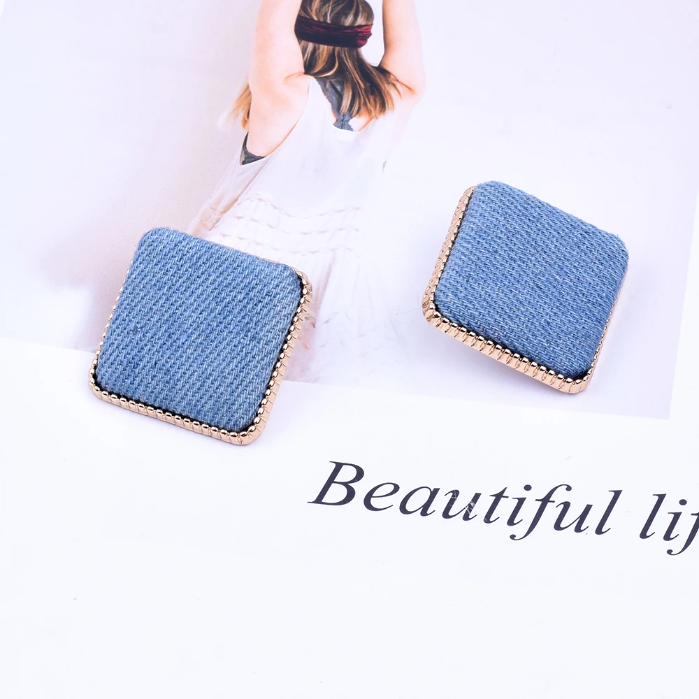 Женские квадратные серьги-гвоздики из джинсовой ткани эффектные золотые серьги