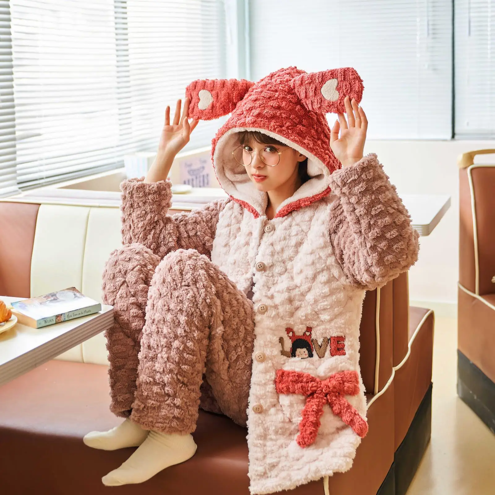 

Winter 2PCS Pajamas Set Flannel Thickened Nightwear Women Sleepwear Soft Pyjamas Homewear Coral Fleece Hooded Kimono Bathrobe