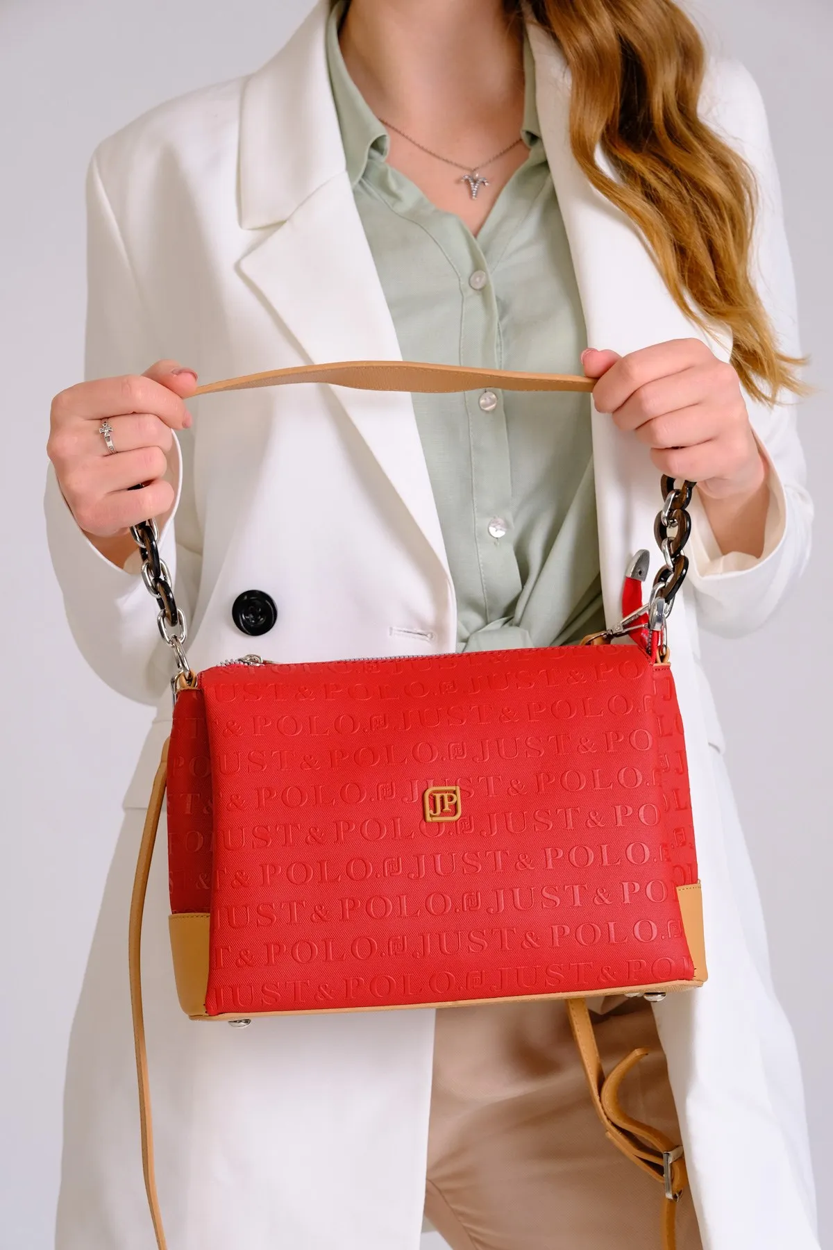 

Women's Chain Detail Adjustable Long Strap Hand and Shoulder Bag PBU4015