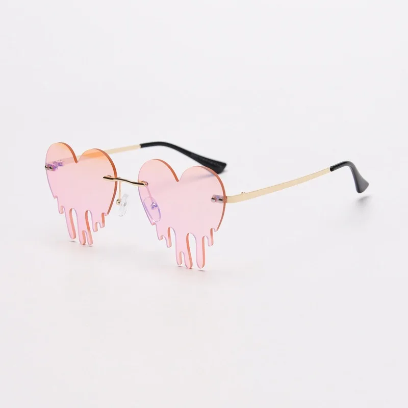 Модные плавильные солнцезащитные очки в форме сердца женские без оправы стиле