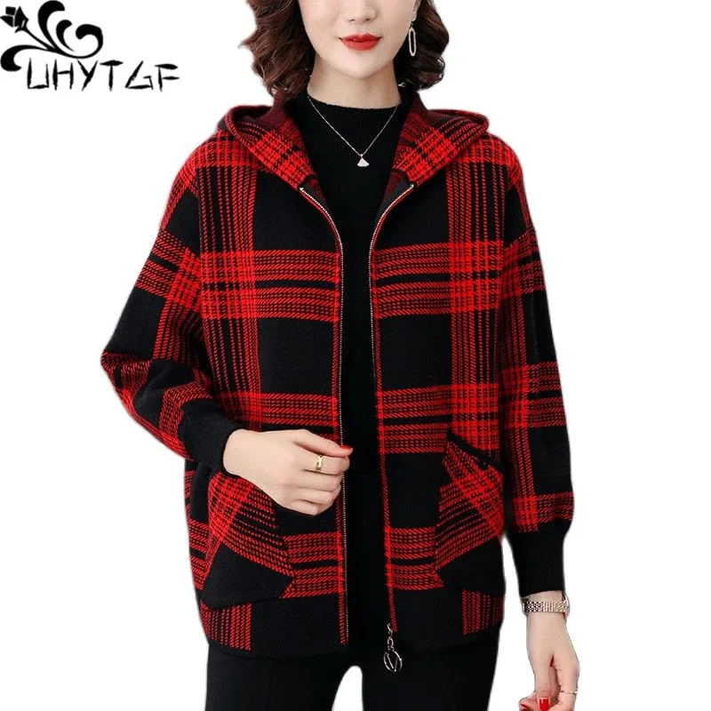

UHYTGF Middle-Aged Mother Spring Autumn Sweater Jacket Fashion Plaid Hooded Cardigan Women's Casual Warm 5XL Loose Size Coat1812