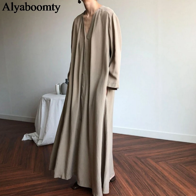 Женское длинное платье-рубашка с V-образным вырезом и поясом | Женская одежда