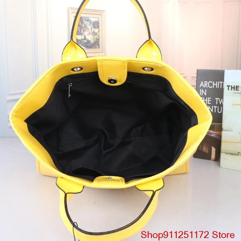 

Classic Explosive PU Bag