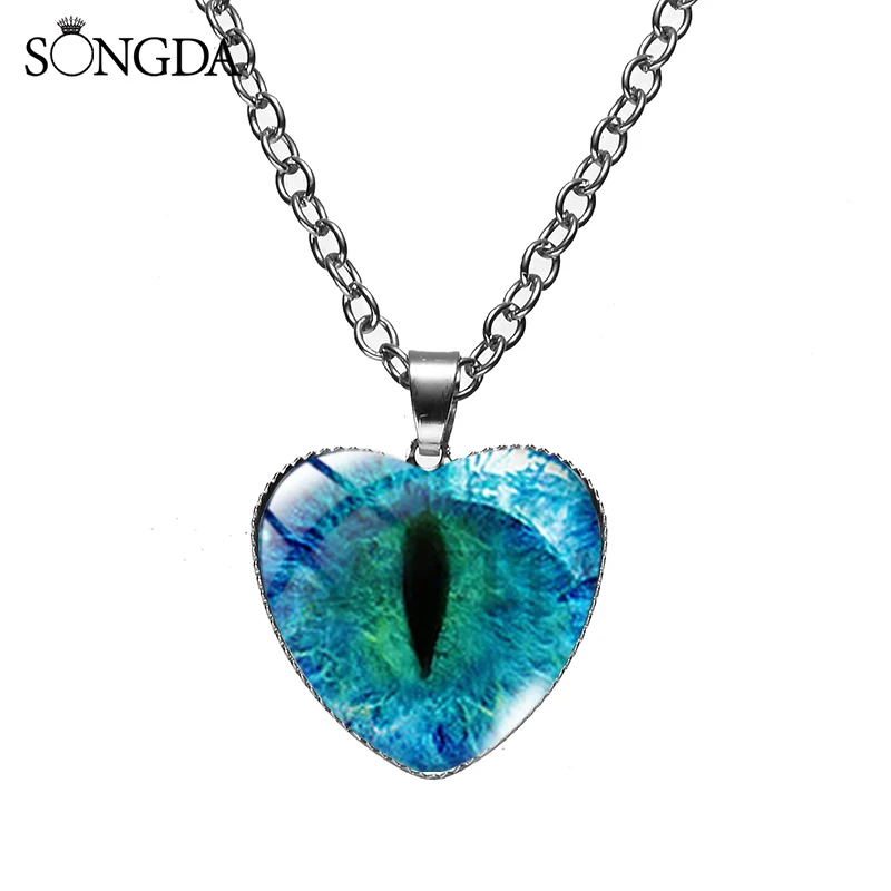 Таинственный колье с кулоном в форме сердца с изображением Дракона и Кошачьим Глазом, изготовленное вручную из стеклянного кабошона, с цепочкой, персонализированное ювелирное изделие.