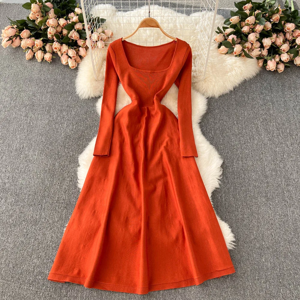 

Женское тонкое облегающее платье средней длины с квадратным вырезом большого размера D0220