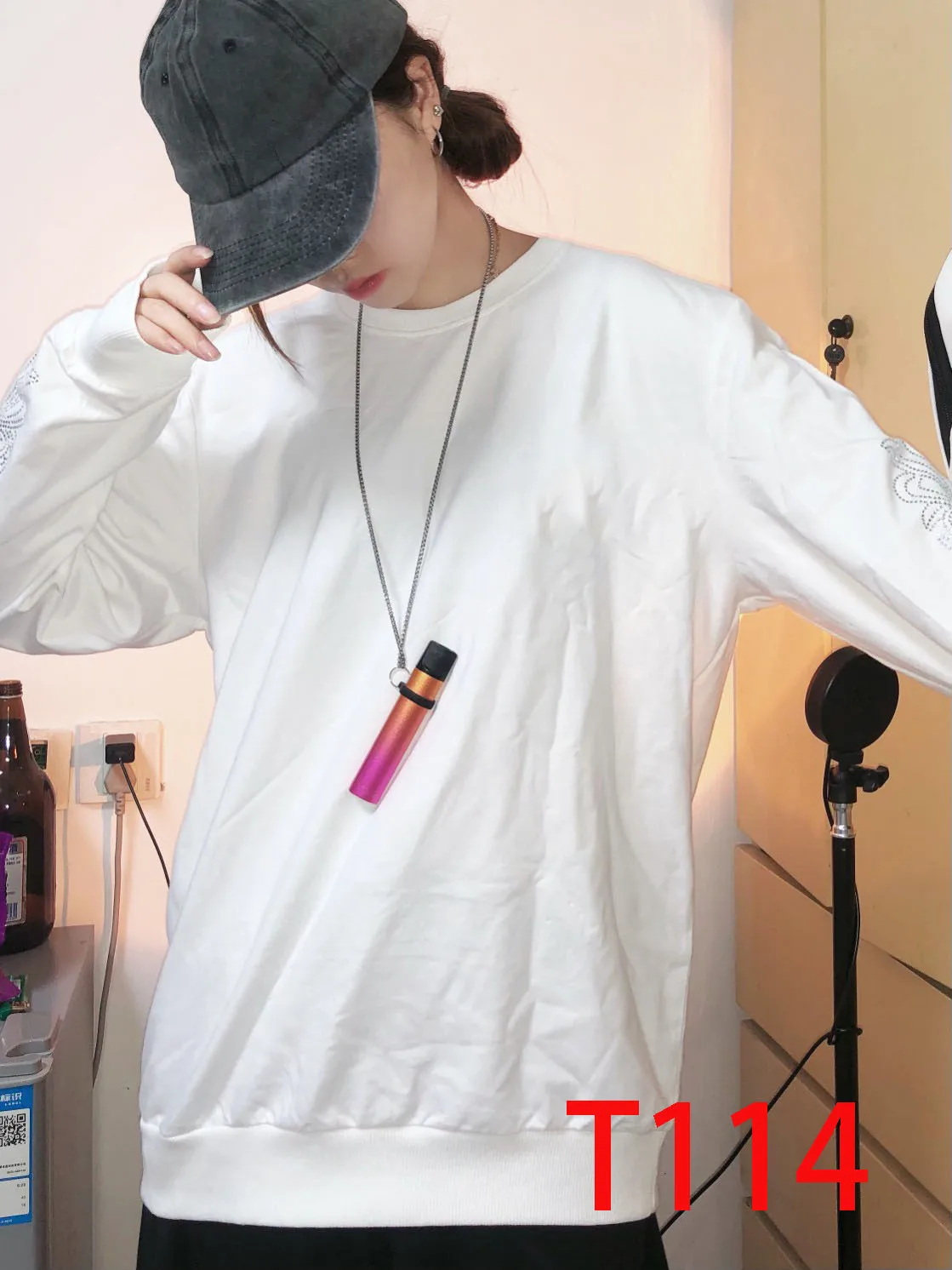 

Лидер продаж, тонкая рубашка T114 с длинными рукавами, модная, подчеркивающая индивидуальность, в стиле панк, простой стиль