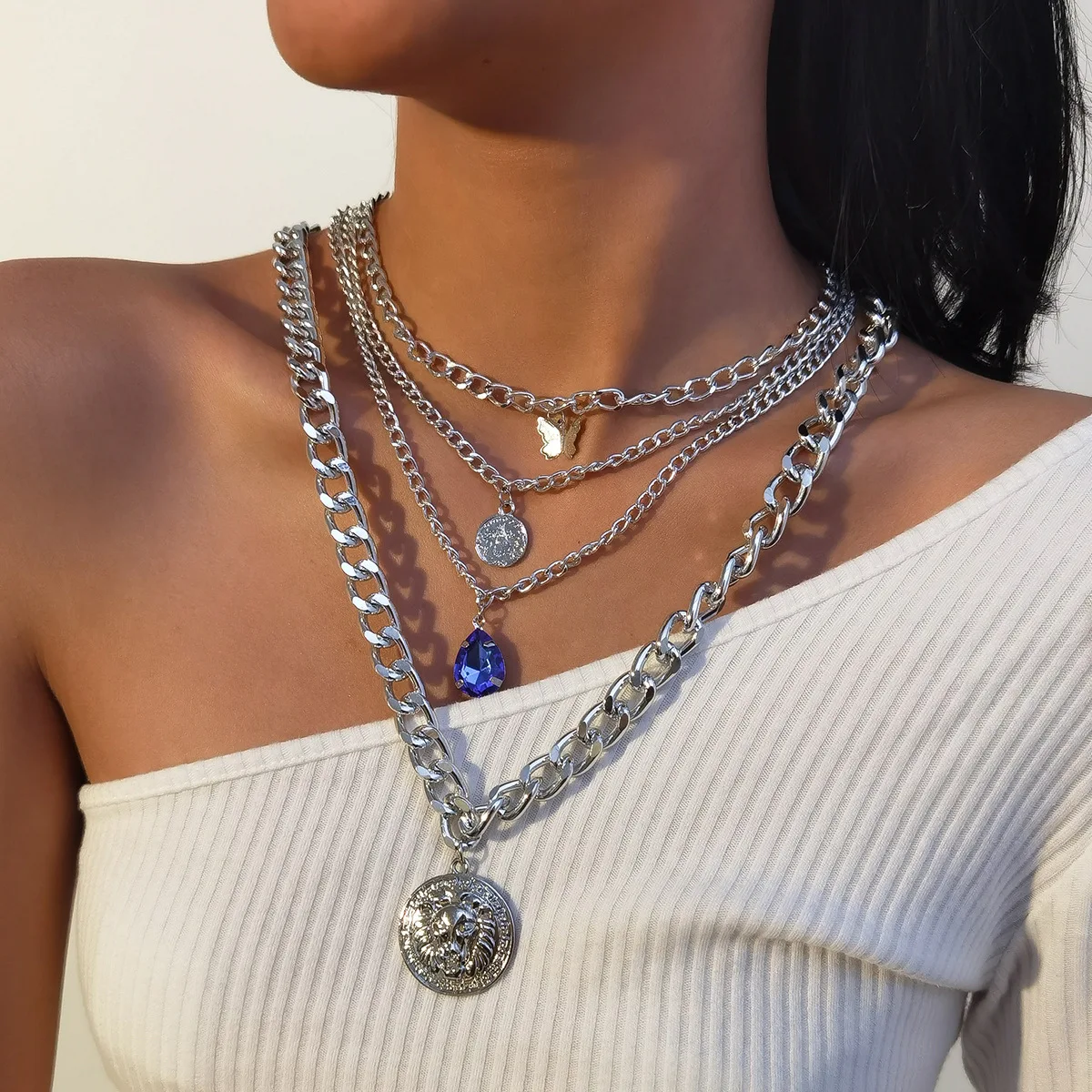 

Multilayer Punk HipHop Lionhead Pendant Necklace For Women Retro Blue Crystal Coin Butterfly Choker Necklace Grunge Jewelry Gift