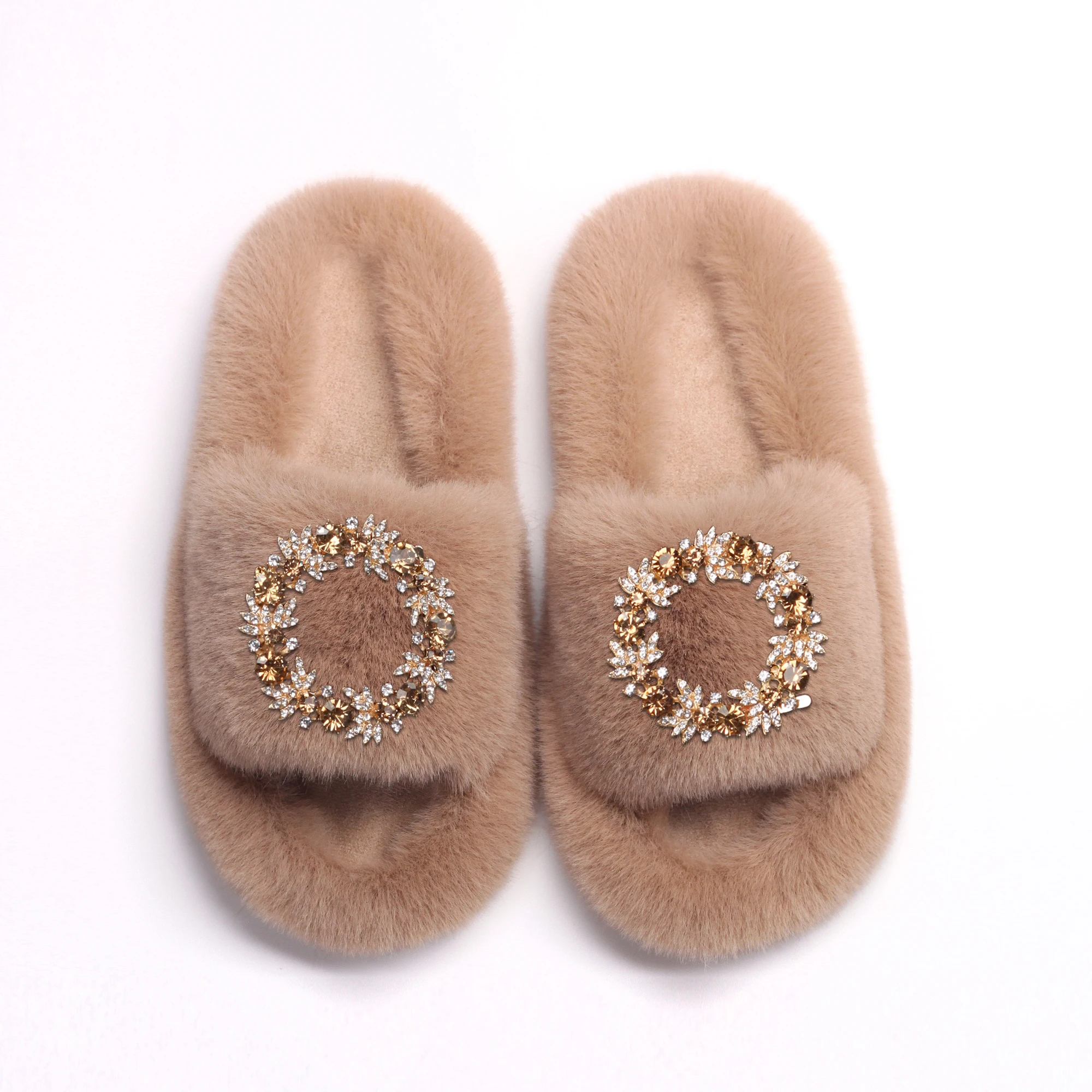 Furry Faux Fur Slippers Women's Crystal Rhinestone Wreath Indoor Fur Slides Winter Warm Flip Flops Sandals Custom Luxury Shoes