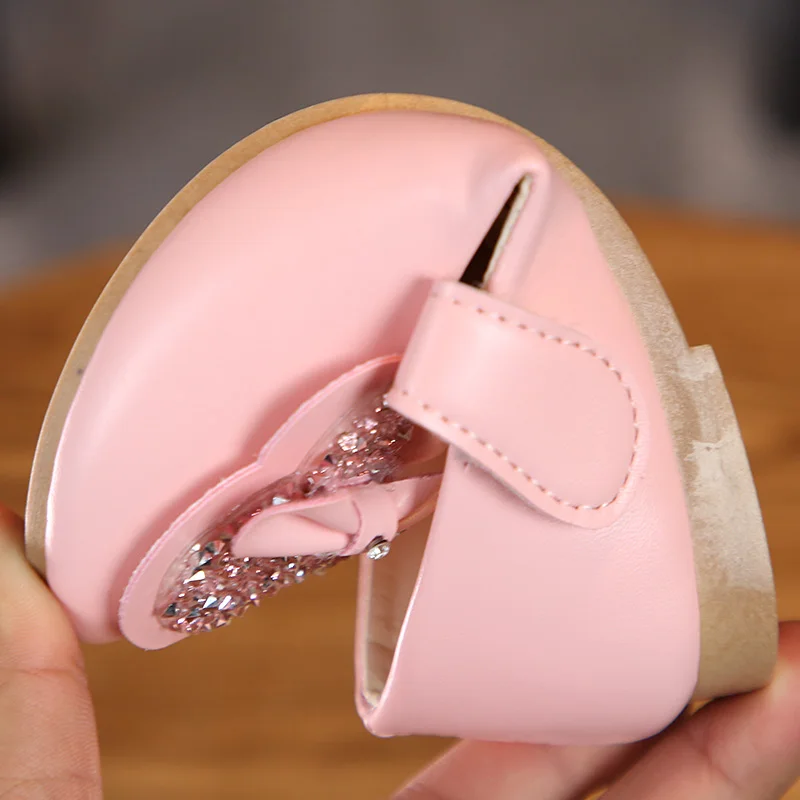 Золото 25 совершенно новое платье принцессы для девочек кожаная мягкая обувь из