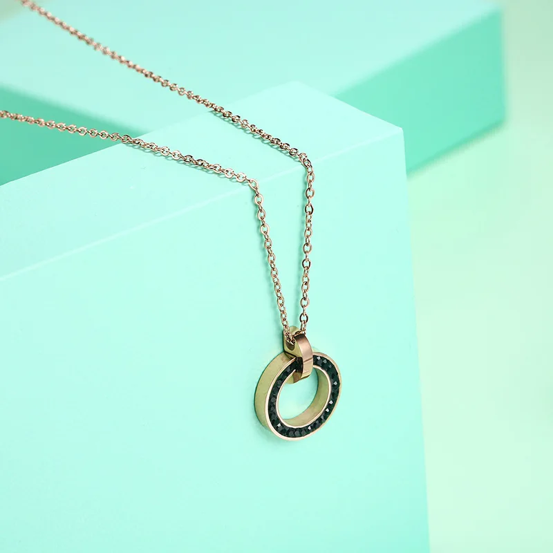 Розовое золото колье для женщин изготовлено из нержавеющей стали
