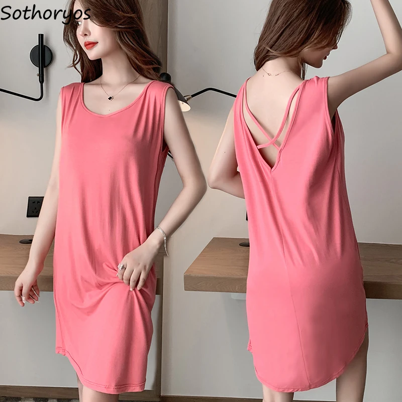 Женские ночные рубашки из модала простые однотонные пикантные с открытой спиной