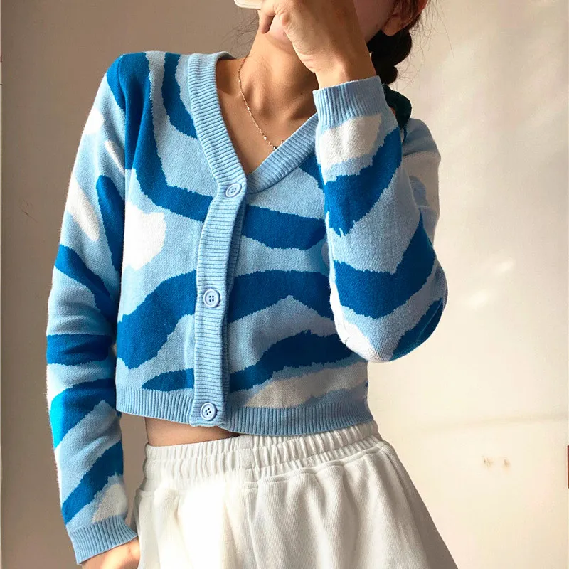 

Camouflage Knitted Cardigan Sweater Women V-neck Single-Breasted Fashion Water Ripple Cropped Short Jacket Sweet Ladies Clothing