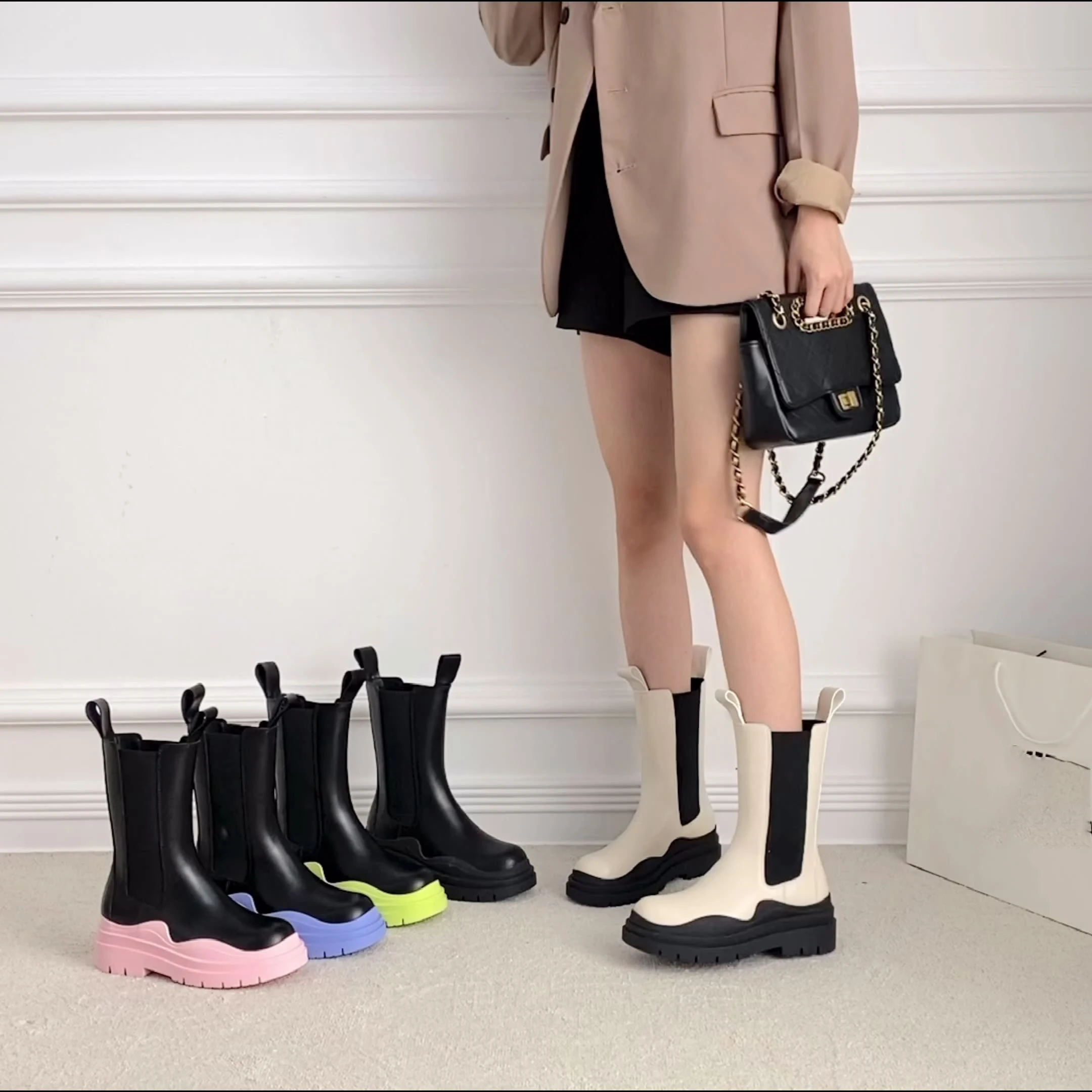 

Women's Boots Luxury Brand Design 2021 Autumn New Women's Boots Thick-Soled Chelsea Boots High Boots Martin Boots Women's Shoes