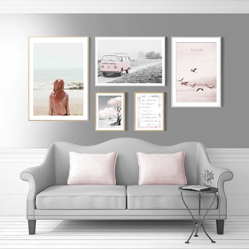 Спрей цвет розовый морской пляж девушка фигура птица текст Холст Картина диван