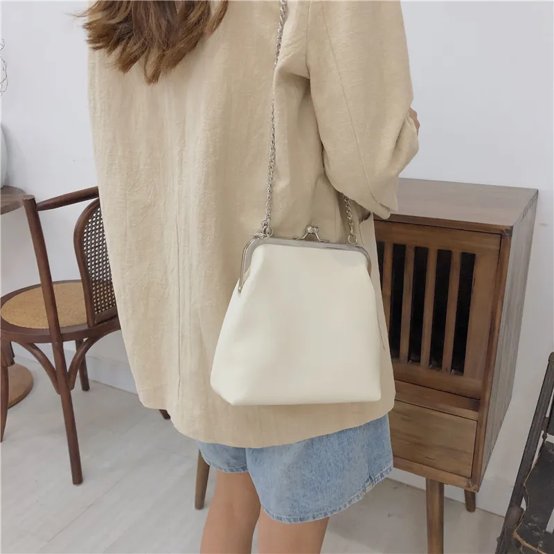 Брендовые женские Элегантный белый клип сумка Роскошные минималистский сумка-мессенджер с цепочкой дизайнерская сумка-тоут Ins Для женщин кожа Сумки сумки на плечо