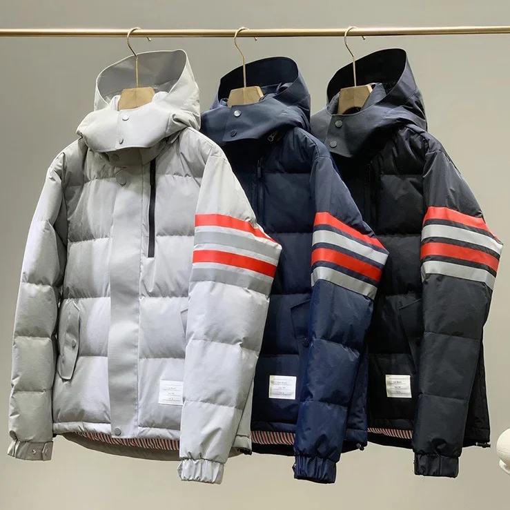 

2021 Fashion Brand Down Coats Men Loose Hooded Down Jacket Reflective Stripes Solid Thick Casual Winter Clothing