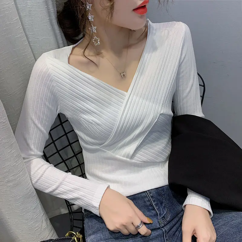

Women's long-sleeved T-shirt