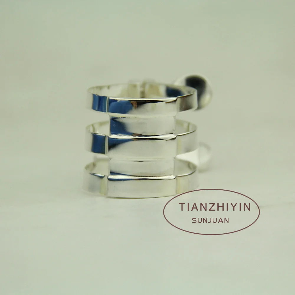 1 шт. Идеальная красивая лигатура для альт-саксофона Eb, части саксофона 2-винтовые.