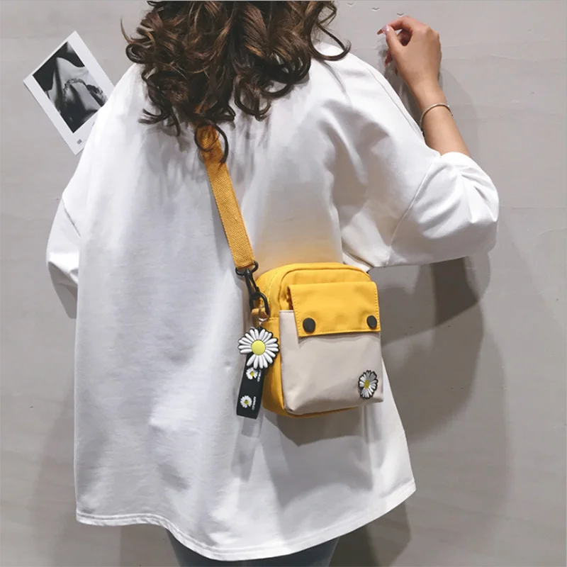 

2020 new fashion women's canvas bag small daisy straddle bag college style foreign style versatile Sen Department women's bag