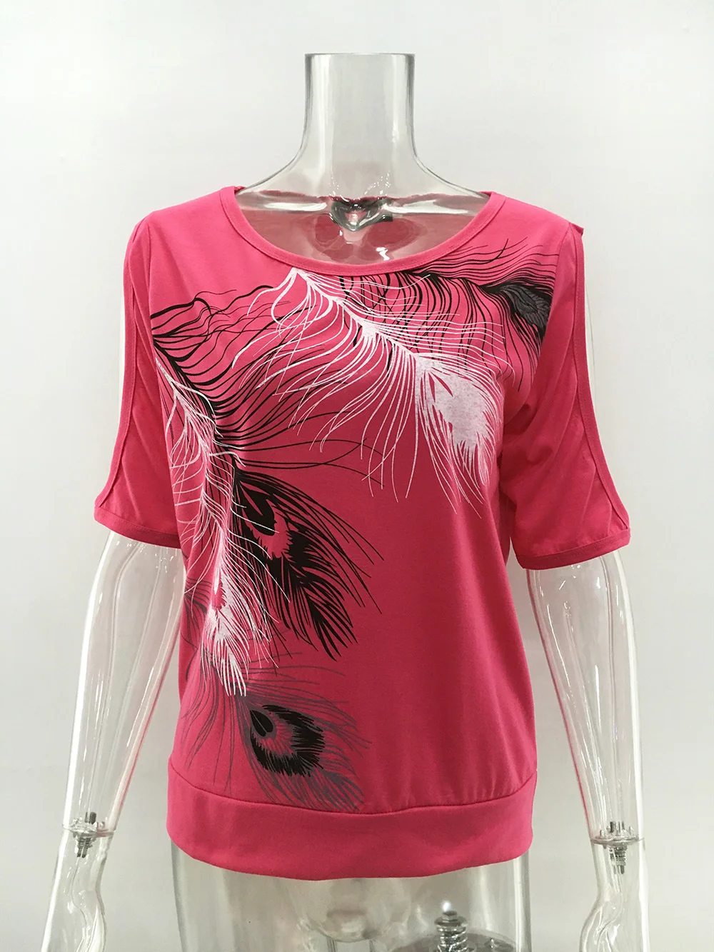 

Women Summer T Shirt Off Shoulder Feather Print T-Shirts Ladies Short Batwing Sleeve Loose Tops One Shoulder Shirts Plus Size