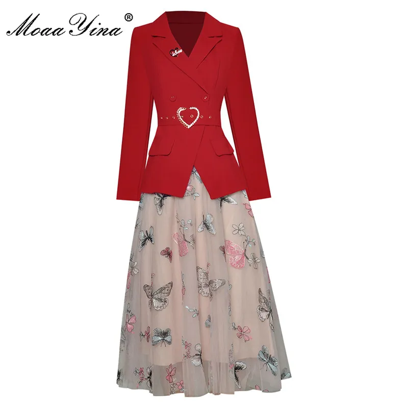 Костюм женский осенний из жакета и юбки с длинным рукавом вышивкой - купить по