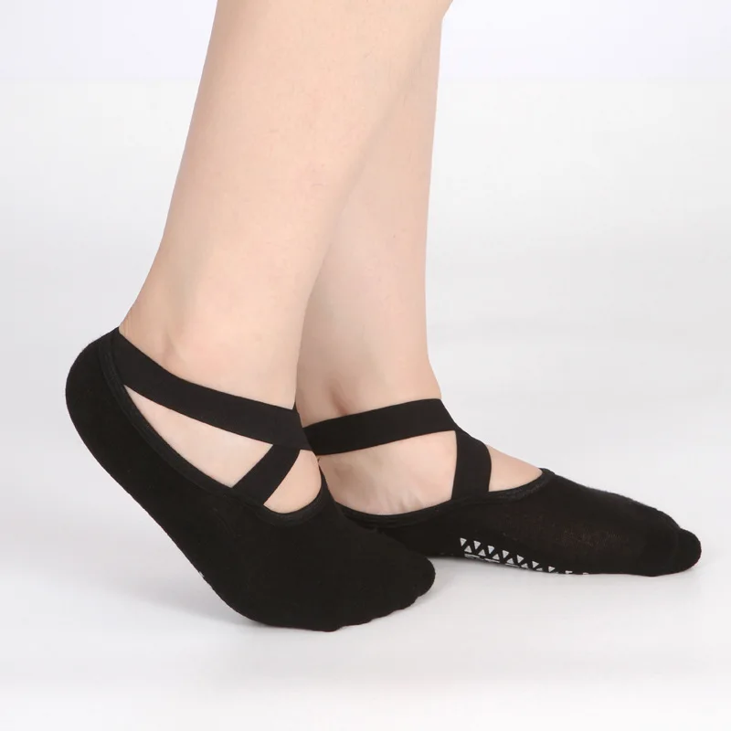 

Customized Logo Sock Women Girls Funny Anti-Slip Five Toes Yoga Ballet Dance Sport Socks Amazon FBA Label Drop Shipping Supplier