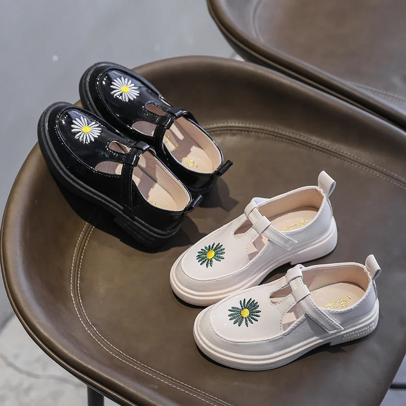 Детские кожаные туфли для девочек среднего размера мягкие лакированные оксфорды