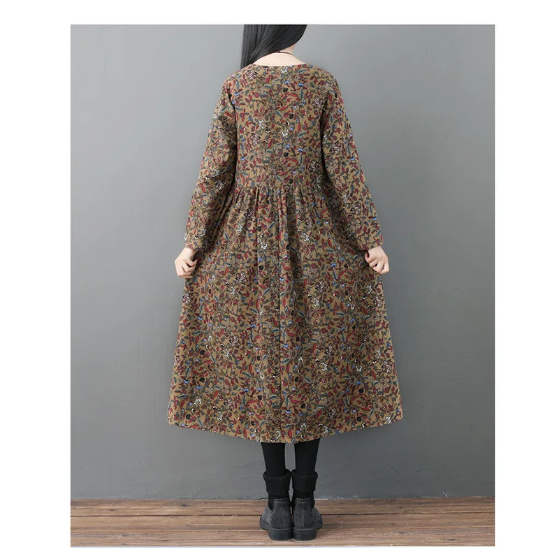 Винтажное весенне осеннее женское вельветовое платье со стоячим длинным рукавом