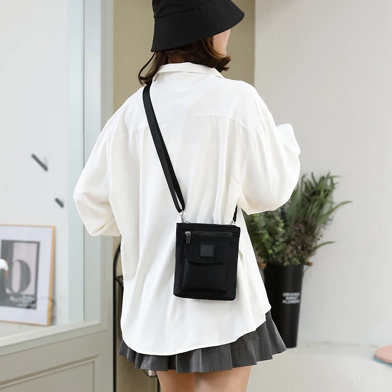 

Nylon Fabric Small Size Two Main Compartments Crossbody Bag for Women and Men Boys and Girls Teenage