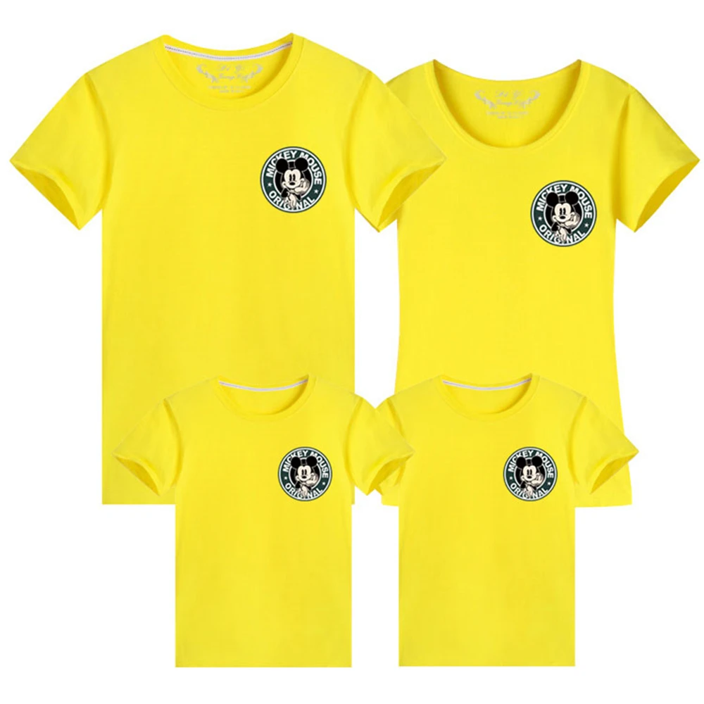 

Желтые Семейные одинаковые наряды Disney, футболка для мамы, папы, сына, ребенка, Семейные футболки, детские топы с Микки и Минни, футболка для ф...